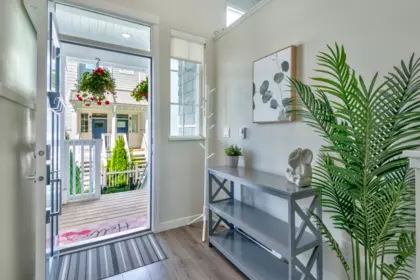 Family Room Photo of 9 5311 Admiral Way, Ladner, BC