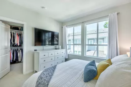 Laundry Room Photo of 9 5311 Admiral Way, Ladner, BC