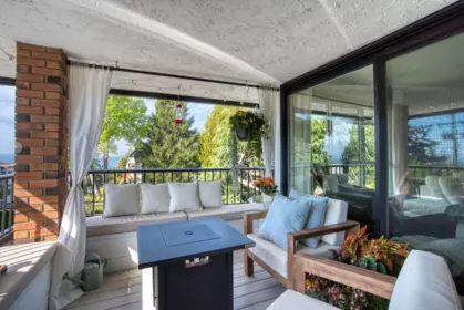 Hot Tub / Spa Photo of 302 1290 Martin Street, White Rock, BC