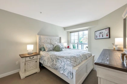 Mudroom Photo of 207 2950 King George Boulevard, Surrey, BC