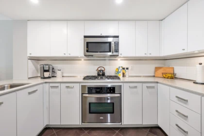 Powder Room Photo of 207 2950 King George Boulevard, Surrey, BC