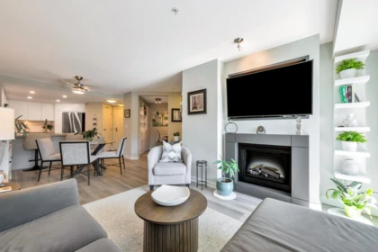 Primary Bedroom Photo of 207 2950 King George Boulevard, Surrey, BC