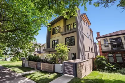 Exterior Rear Photo of 2 364 E 23rd Avenue, Vancouver, BC