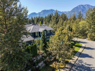 Community Amenities Photo (Clubhouse) of 1001 Jay Crescent, Squamish, BC
