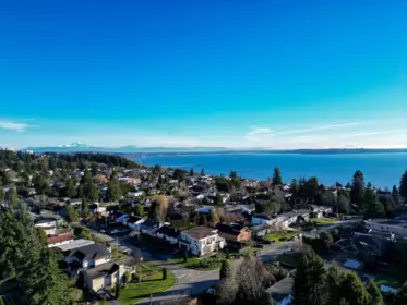 14204 North Bluff Road, White Rock, BC, White Rock — Half Duplex for sale