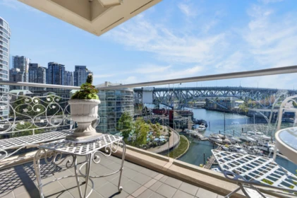 804 1600 Hornby Street, Vancouver, BC, Vancouver — Apartment/Condo for sale