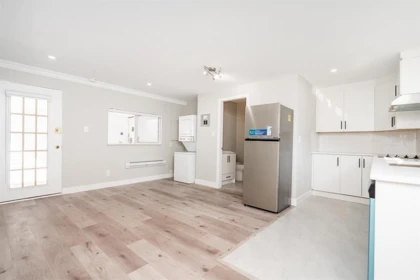Breakfast Nook Photo of 10064 127b Street, Surrey, BC