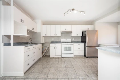 Mudroom Photo of 10064 127b Street, Surrey, BC