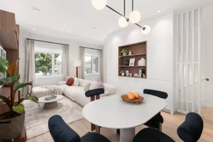 Living Room Photo of 1 2240 E 40th Avenue, Vancouver, BC