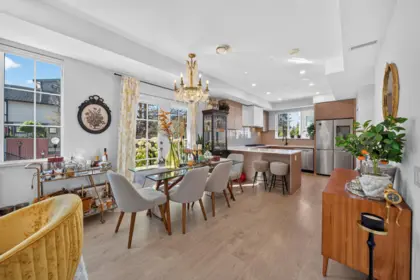 10 8888 Spires Road, Richmond, BC, Richmond — Townhouse for sale