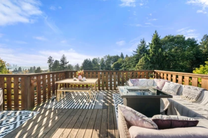 Outdoor Patio Photo of 1952 Chesterfield Avenue, North Vancouver, BC