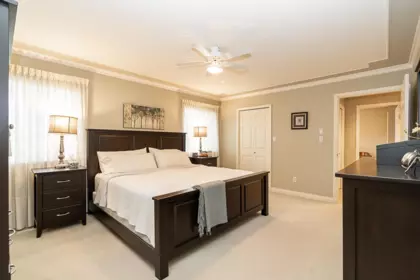 Powder Room Photo of 14690 73 Avenue, Surrey, BC