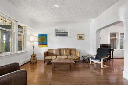 Dining Area Photo of 1791 E 7th Avenue, Vancouver, BC