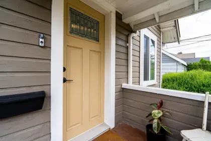 459 Garrett Street, New Westminster, BC, New westminster — Single Family Residence for sale