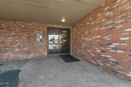 202 45900 Lewis Avenue, Chilliwack, BC, Chilliwack — Apartment/Condo for sale