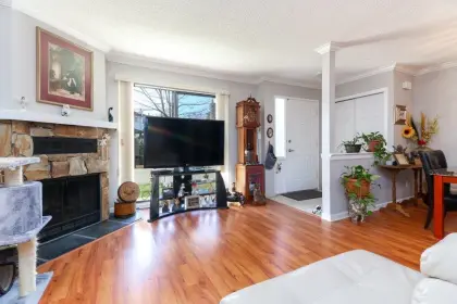 102 7144 133b Street, Surrey, BC, Surrey — Townhouse for sale