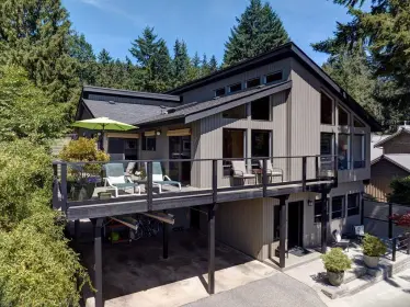 7302 Belle Road, Sechelt, BC, Sechelt — Single Family Residence for sale