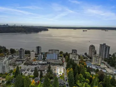 8 1891 Marine Drive, West Vancouver, BC, West vancouver — Apartment/Condo for sale