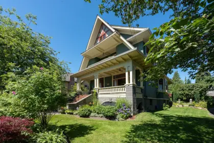 109 Third Avenue, New Westminster, BC, New westminster — Single Family Residence for sale