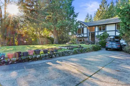 40368 Kintyre Drive, Squamish, BC, Squamish — Single Family Residence for sale