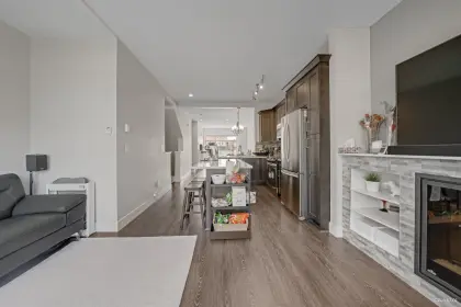 143 19525 73 Avenue, Surrey, BC, Surrey — Townhouse for sale