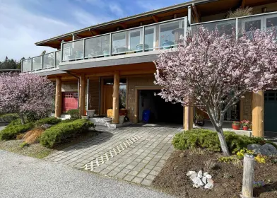 6498 Wildflower Place, Sechelt, BC, Sechelt — Townhouse for sale