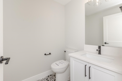 Guest Bathroom Photo of 1995 Woodside Boulevard, Agassiz, BC