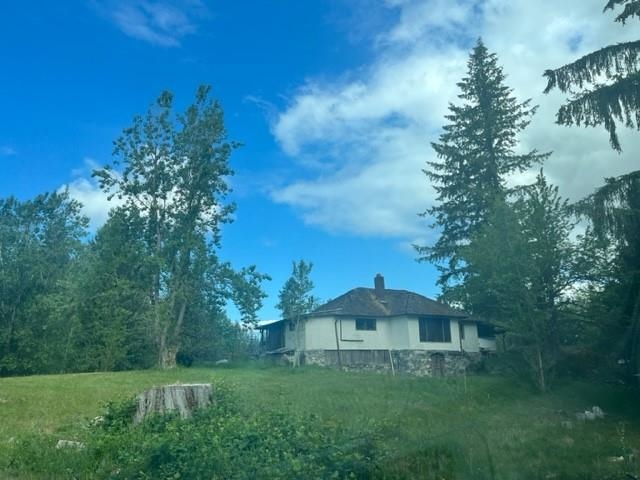 Dining Area Photo of 13524 Sunshine Coast Highway, Pender Harbour, BC