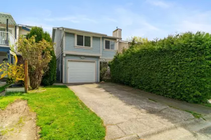 315 Nicholas Crescent, Langley, BC, Langley — Single Family Residence for sale