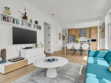 305 4118 Yukon Street, Vancouver, BC, Vancouver — Apartment/Condo for sale