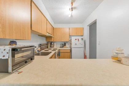 210 7144 133b Street, Surrey, BC, Surrey — Apartment/Condo for sale