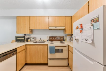 210 7144 133b Street, Surrey, BC, Surrey — Apartment/Condo for sale