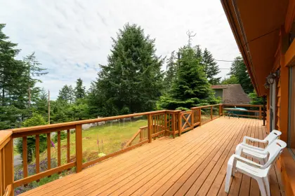 556 Bayview Drive, Mayne Island, BC, Mayne Island — Single Family Residence for sale