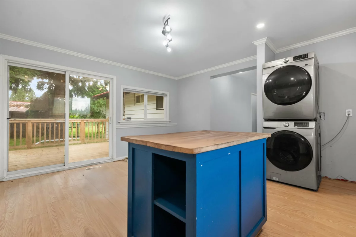 Primary Bathroom Photo of 1010 Columbia Valley Road, Columbia Valley, BC