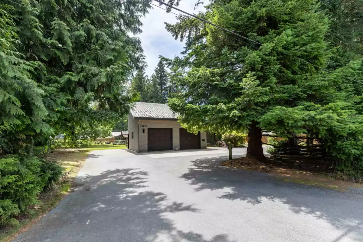 Exterior Front Photo of 20232 37a Avenue, Langley, BC