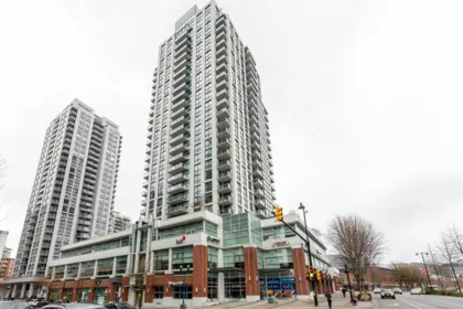 1008 3007 Glen Drive, Coquitlam, BC, Coquitlam — Apartment/Condo for sale