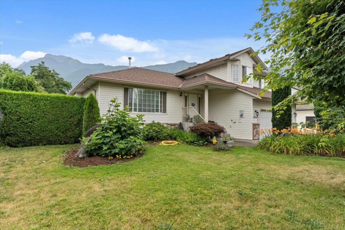 Exterior Front Photo of 10264 Parkwood Drive, Rosedale, BC