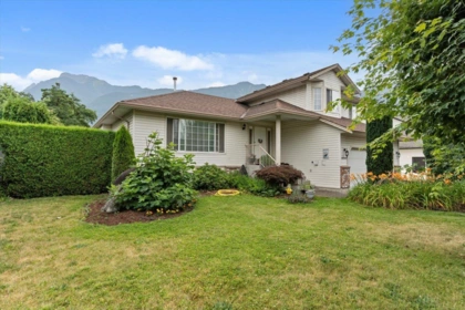 10264 Parkwood Drive, Rosedale, BC, Rosedale — Single Family Residence for sale