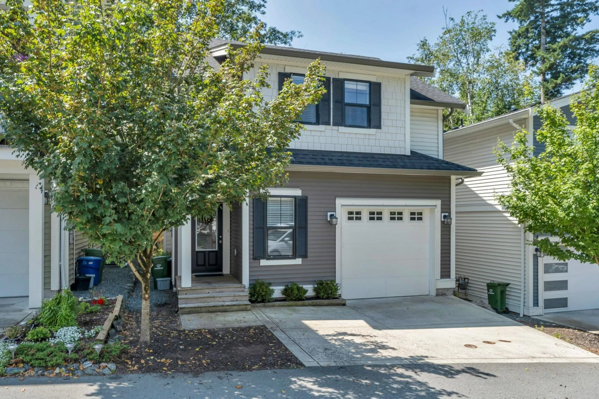 Exterior Rear Photo of 16 47042 Macfarlane Place, Chilliwack, BC