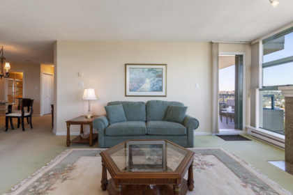 1301 4388 Buchanan Street, Burnaby, BC, Burnaby — Apartment/Condo for sale