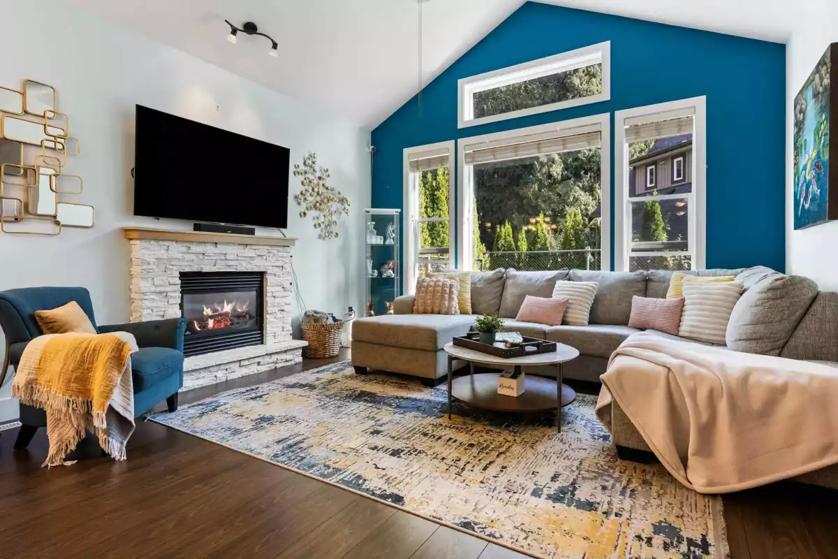 Kitchen Island Photo of 2 5257 Markel Drive, Chilliwack, BC