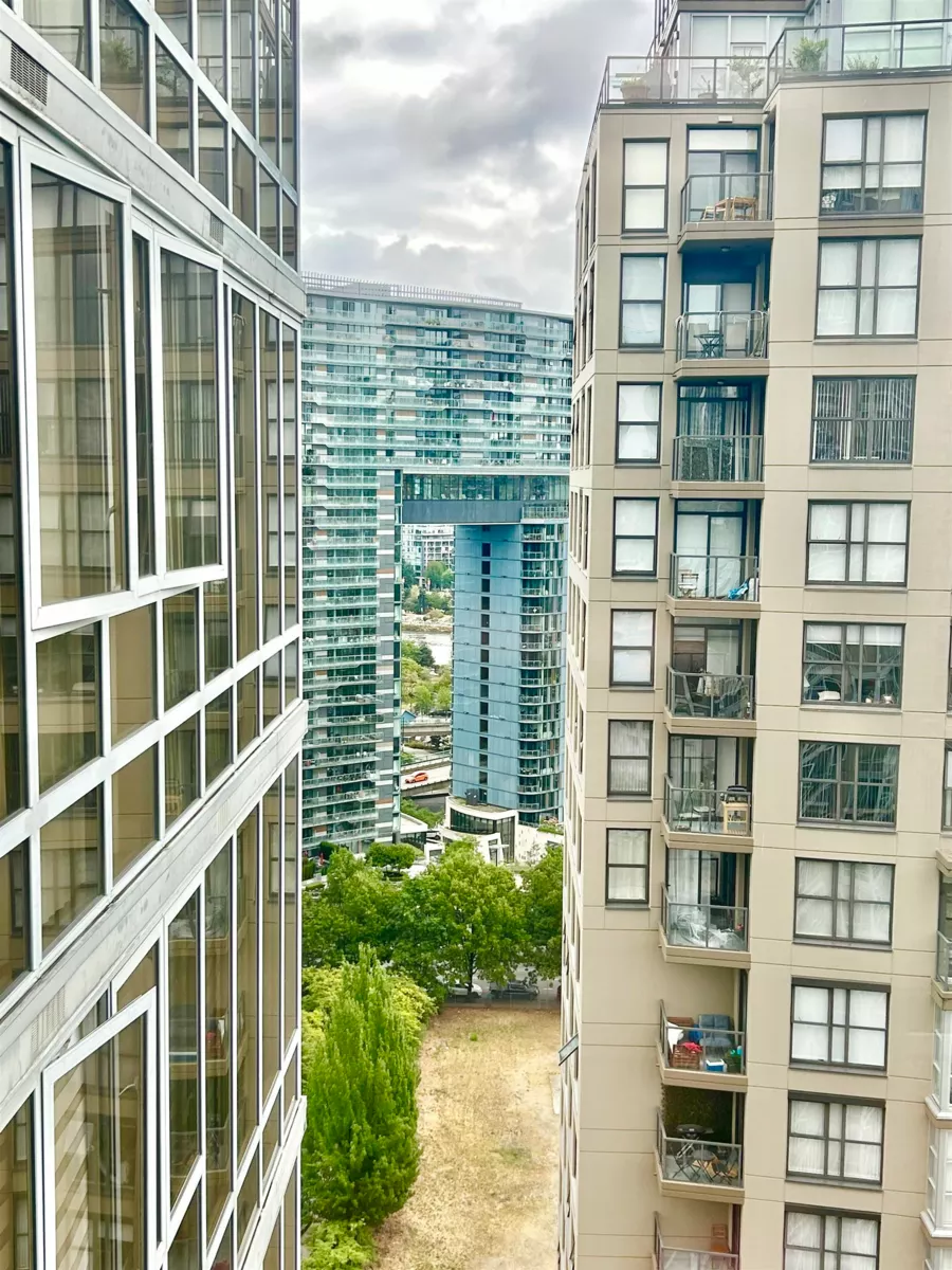 Dining Area Photo of 2103 950 Cambie Street, Vancouver, BC