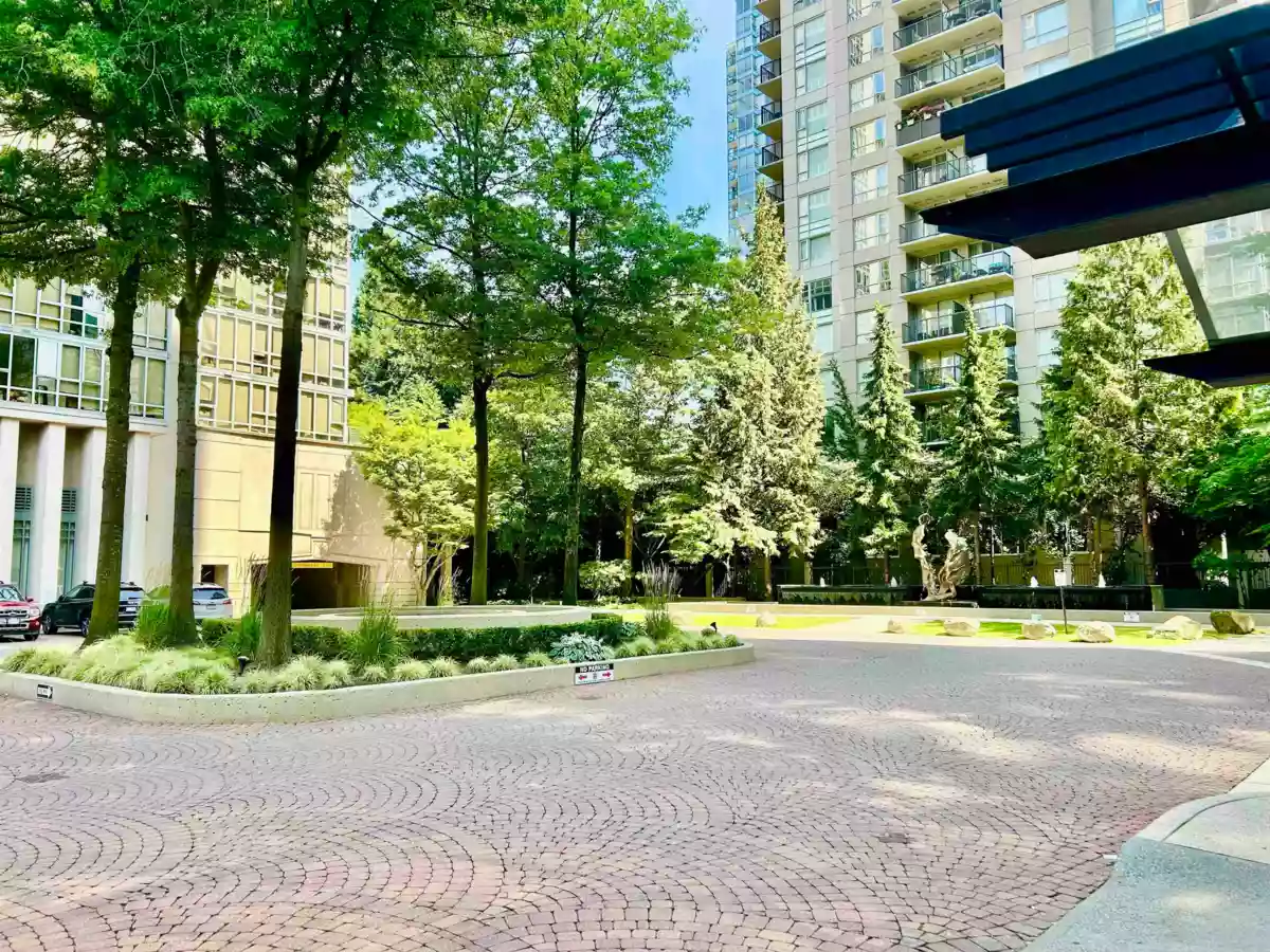 Outdoor Kitchen Photo of 2103 950 Cambie Street, Vancouver, BC