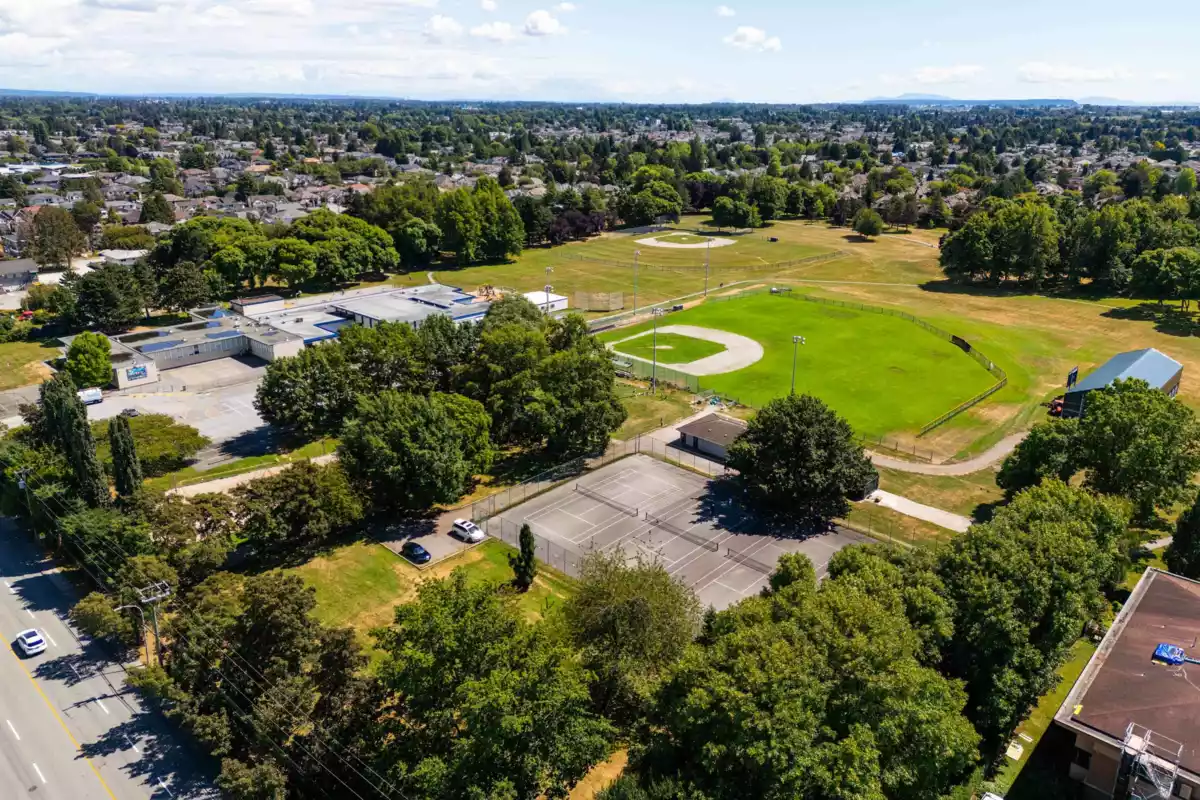 Bedroom 4 Photo of 6151 Blundell Road, Richmond, BC