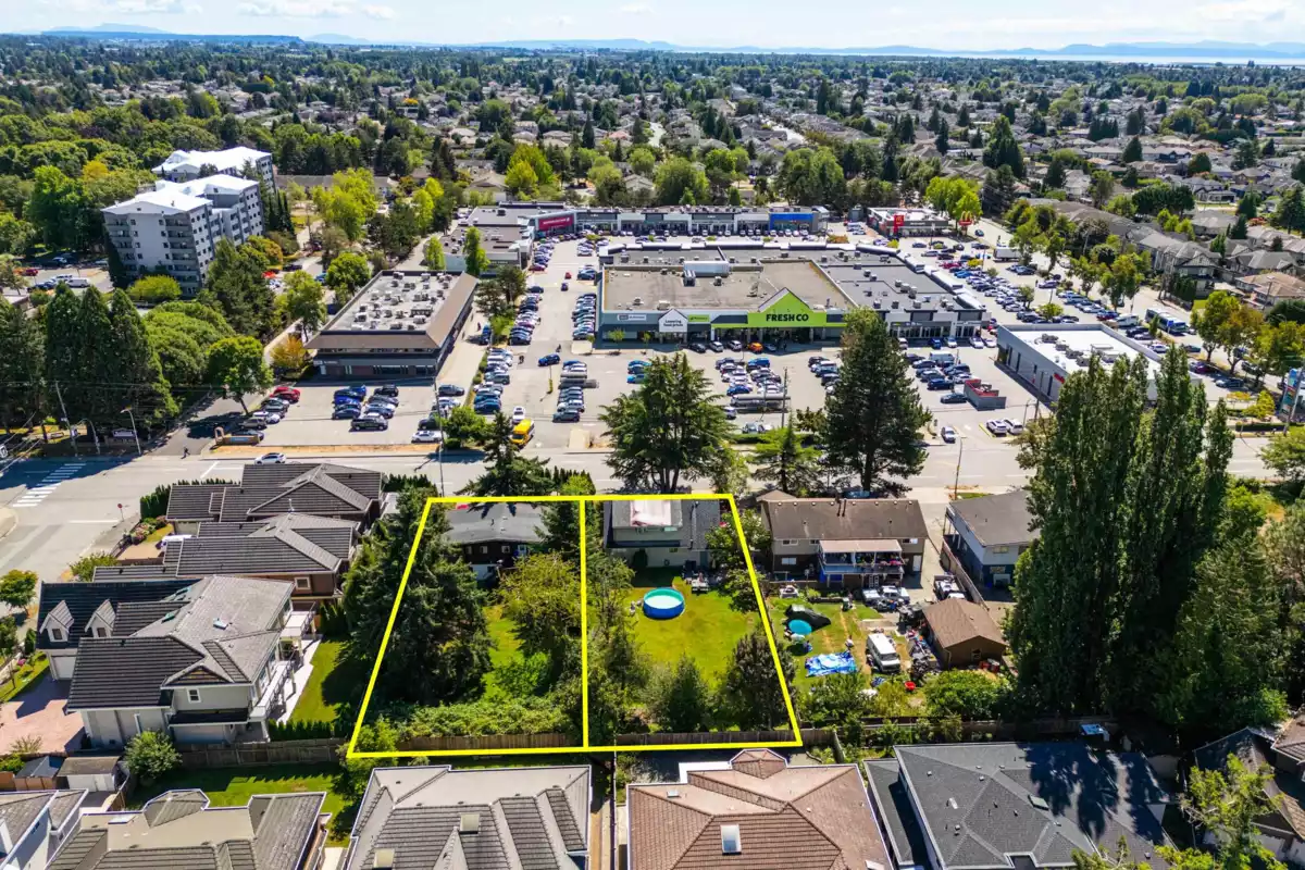 Family Room Photo of 6151 Blundell Road, Richmond, BC