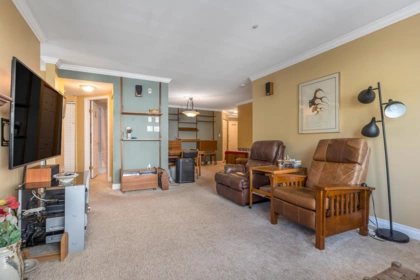 409 1575 Best Street, White Rock, BC, White Rock — Apartment/Condo for sale