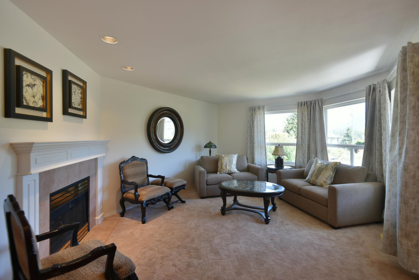 5875 Turnstone Crescent, Sechelt, BC, Sechelt District — 2 bed single family residence for sale