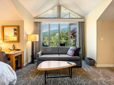 904 4090 Whistler Way, Whistler, BC, Whistler — Apartment/Condo for sale