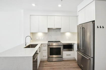 208 700 Clarke Road, Coquitlam, BC, Coquitlam — Apartment/Condo for sale
