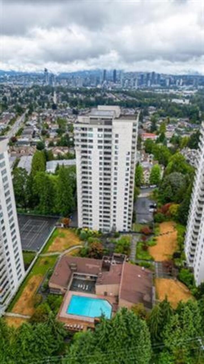 Garden / Landscaping Photo of 2204 4160 Sardis Street, Burnaby, BC